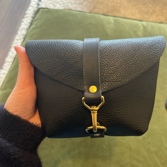 glad & young Bags Black Genuine Leather Small Fanny Packpouch Solid